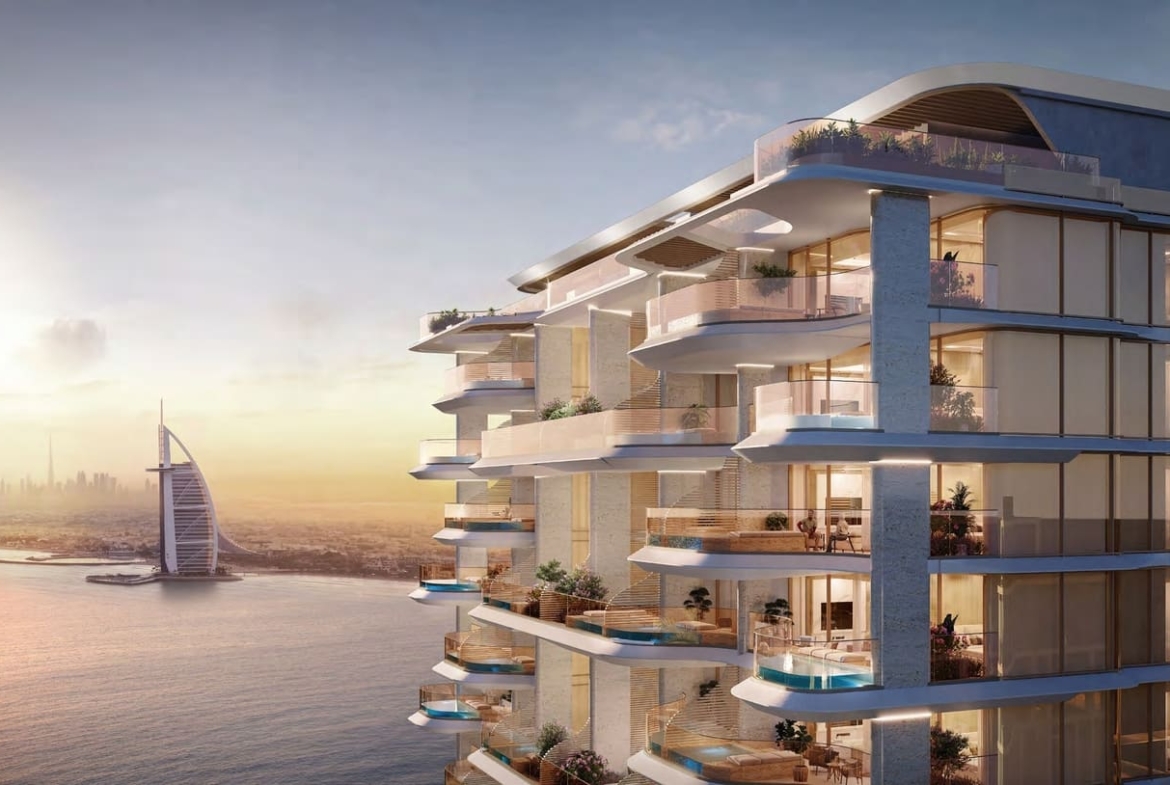 Beachfront villas on Palm Jumeirah, Dubai